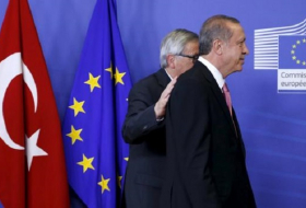 Juncker asegura que Turquía no está preparada para entrar en la UE