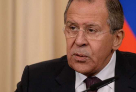 Lavrov califica de falsos los argumentos de EEUU a favor de ataque a base siria