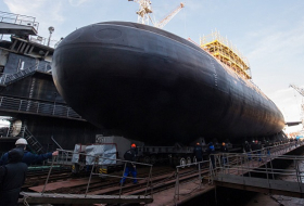 Rusia bota el submarino Kolpino en San Petersburgo