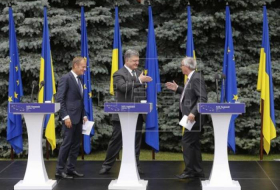 La UE da un espaldarazo a Poroshenko pero le pide que acabe con la corrupción