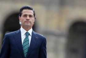 Peña Nieto admite que persisten desafíos en su quinto informe al Congreso de México