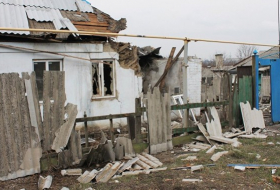Donetsk acusa a Kiev de disparar 3.500 proyectiles en un día 