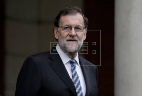 Rajoy felicita a Theresa May por su victoria electoral