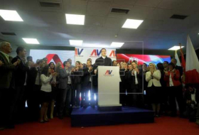 El recuento casi final confirma la victoria de Vucic en las presidenciales serbias