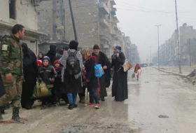 Donantes prometen asignar 6.000 millones de dólares para ayudar a sirios