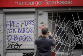 Hamburgo cierra la cumbre del G20 tras una nueva noche de disturbios