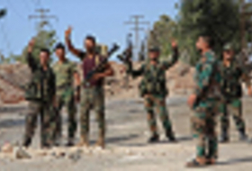 Militares rusos y sirios cooperan en punto de control conjunto en Guta Oriental