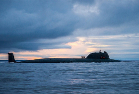 Zarpa corbeta Robinson con equipo ruso rumbo a zona de búsqueda de submarino argentino