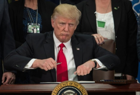 Casa Blanca: Trump quiere aplicar a México tasa de importación de 20% para pagar muro 