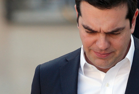 Tsipras rechaza la salida de Grecia de la zona euro 