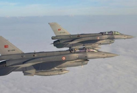 Ejército turco destruye las posiciones del PKK en Turquía e Irak